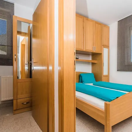 In With Sea View, Terrace, Air Conditioning, Wifi 3492-2 شقة