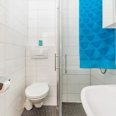شقة In With Sea View, Terrace, Air Conditioning, Wifi 3492-2 *