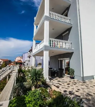 In With Sea View, Terrace, Air Conditioning, Wifi 3492-2 Crikvenica